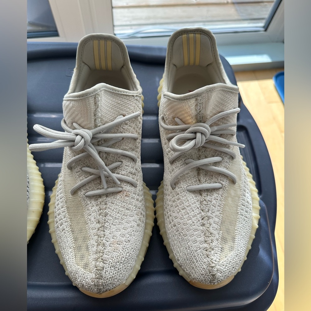 Yeezy 350 V2 Light